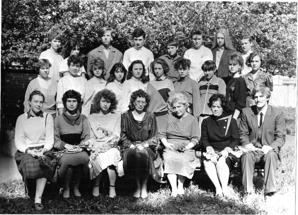1987.jpg